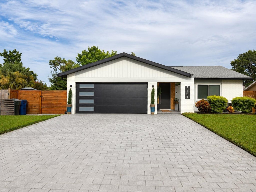 Photo of 1467 Chesterfield Drive, Dunedin, FL 34698 (MLS # O6442565)