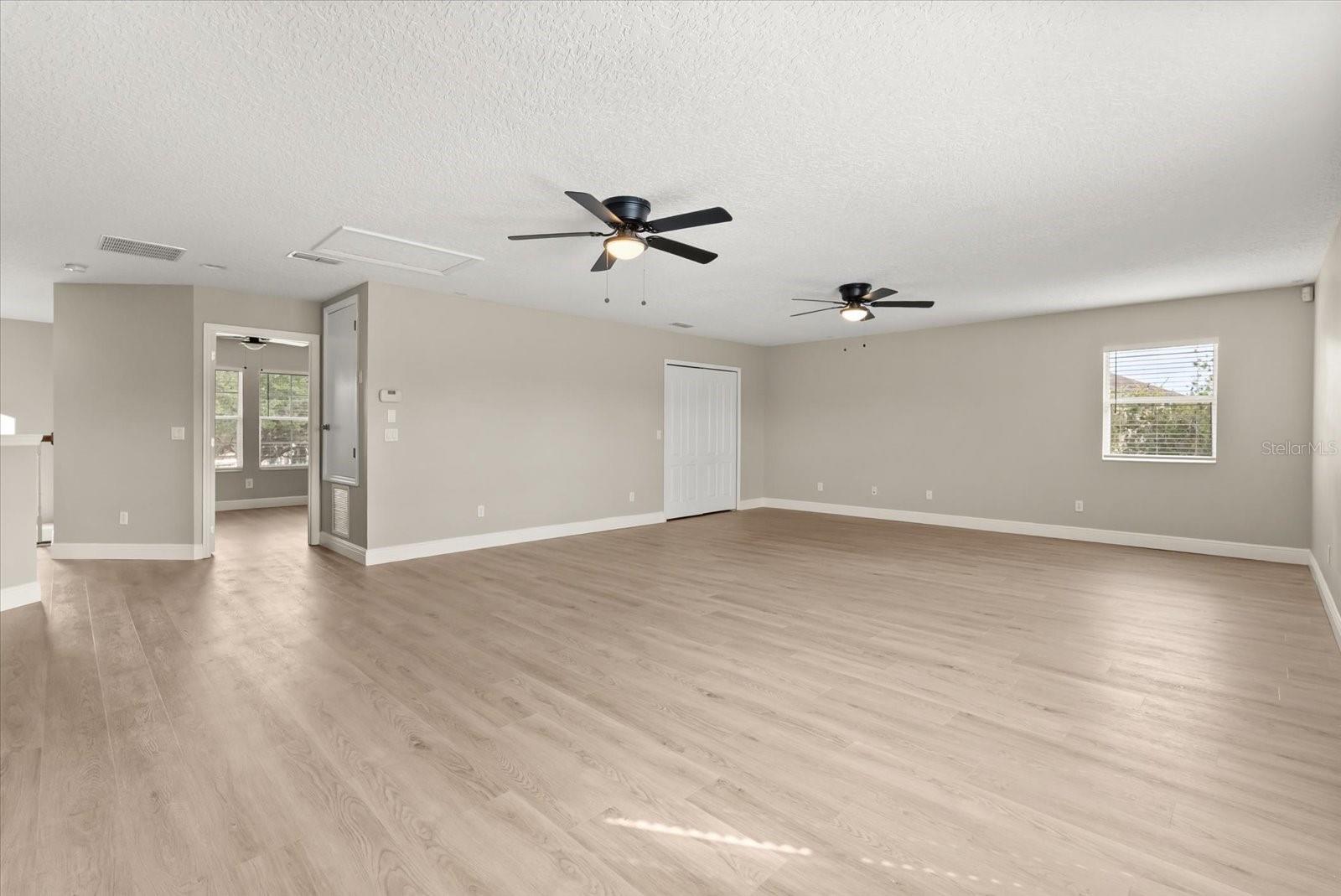 BARRINGTON ESTATES - Residential