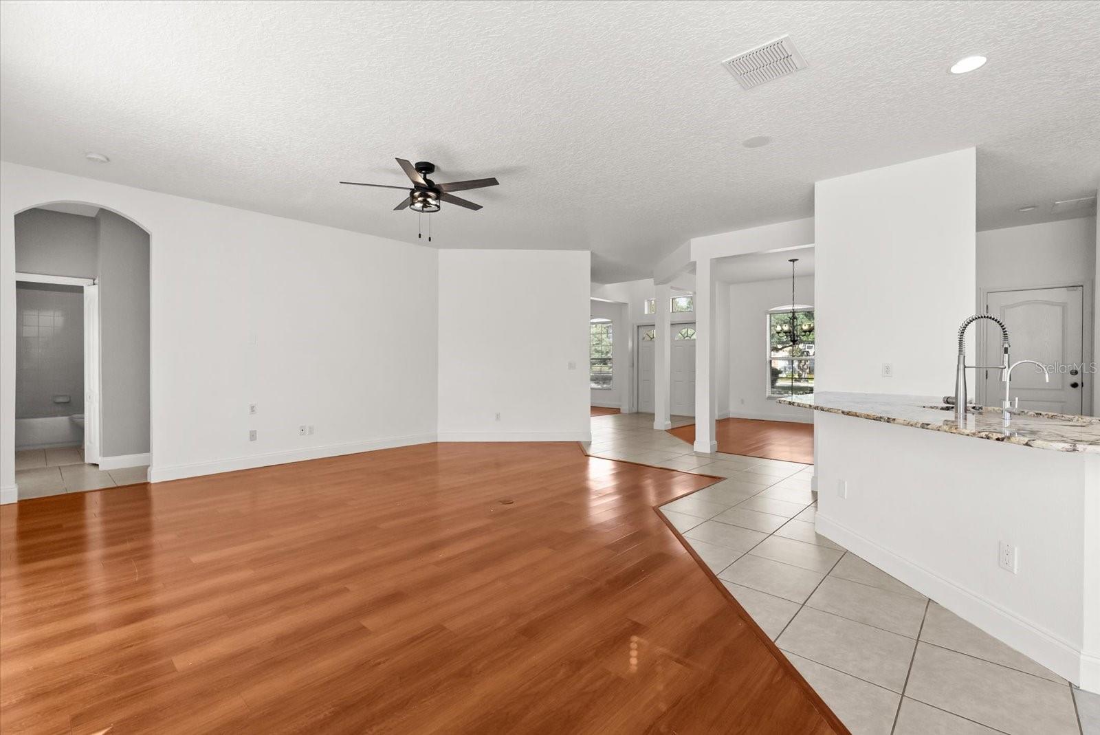 BARRINGTON ESTATES - Residential