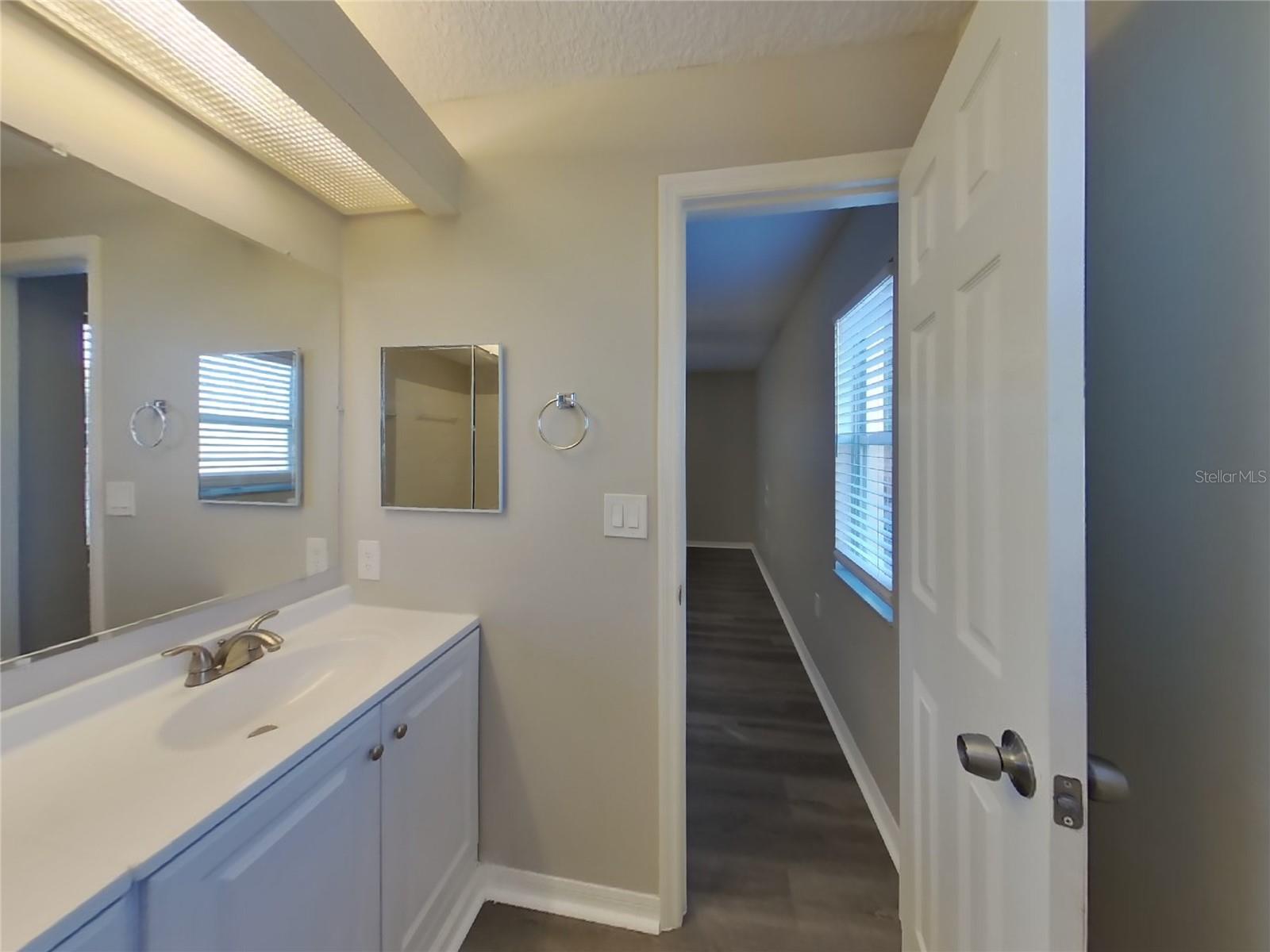 LITTLE LAKE ESTATES - Residential Lease