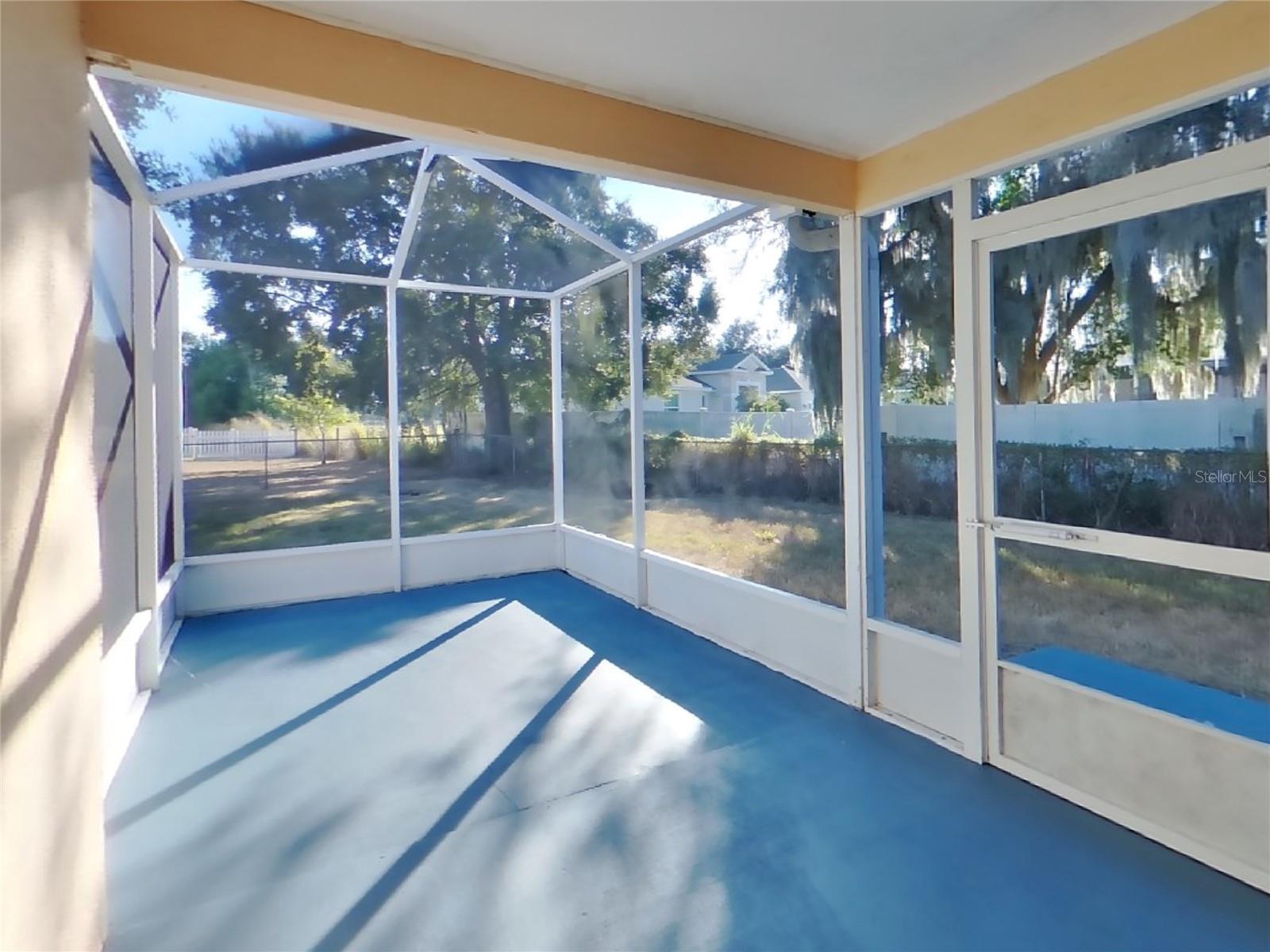 LITTLE LAKE ESTATES - Residential Lease