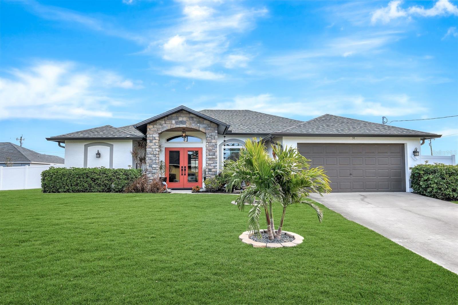 CAPE CORAL - Residential