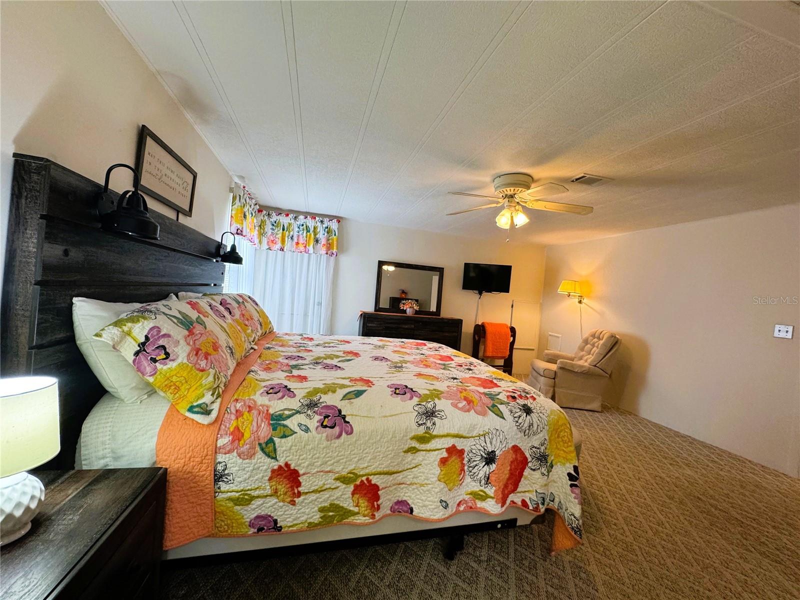 HAWTHORNE AT LEESBURG A COOP - Residential