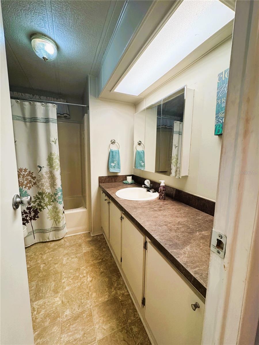 HAWTHORNE AT LEESBURG A COOP - Residential