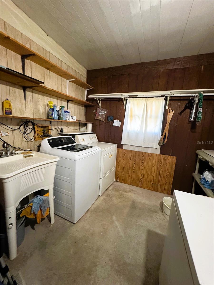 HAWTHORNE AT LEESBURG A COOP - Residential