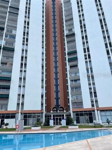 CONDOMINIO SGOVIA - Residential