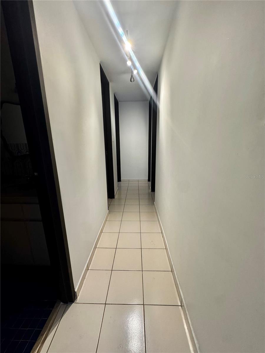 CONDOMINIO SGOVIA - Residential