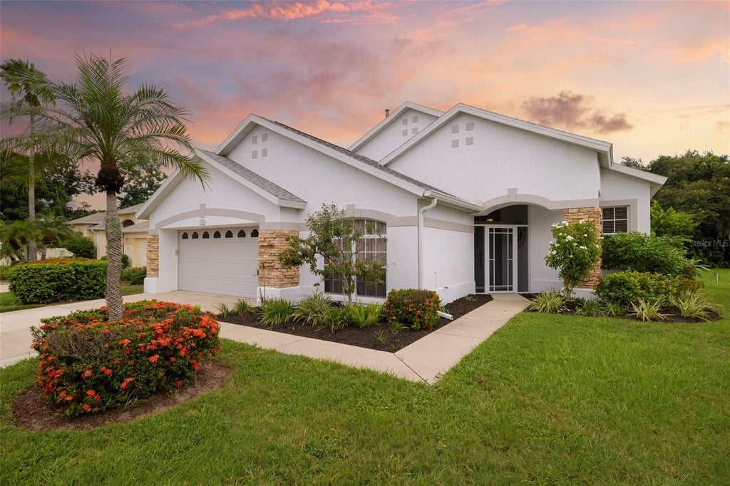 Photo of 4346 Breckenridge Way #5, Sarasota, FL 34235 (MLS # A4705214)