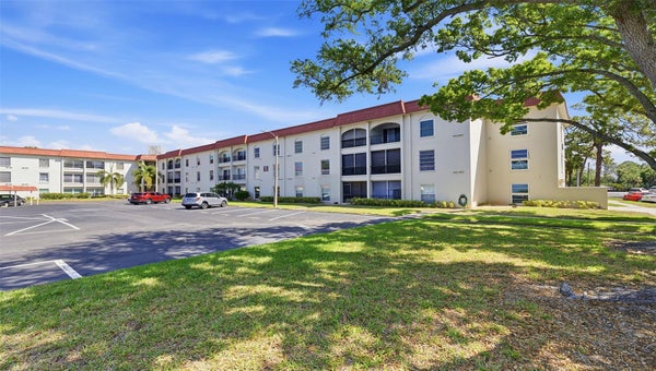 2700 BAYSHORE BLVD APT 1307, DUNEDIN, FL 34698 - Image 5ace2632df60c889b5fa1cf7b4cd09e1/2135752869