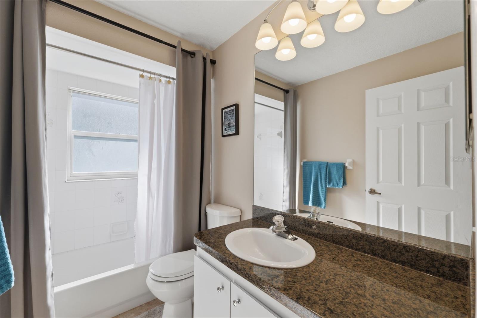 REGENCY OAKS - Residential