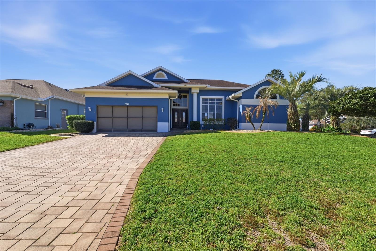 REGENCY OAKS - Residential