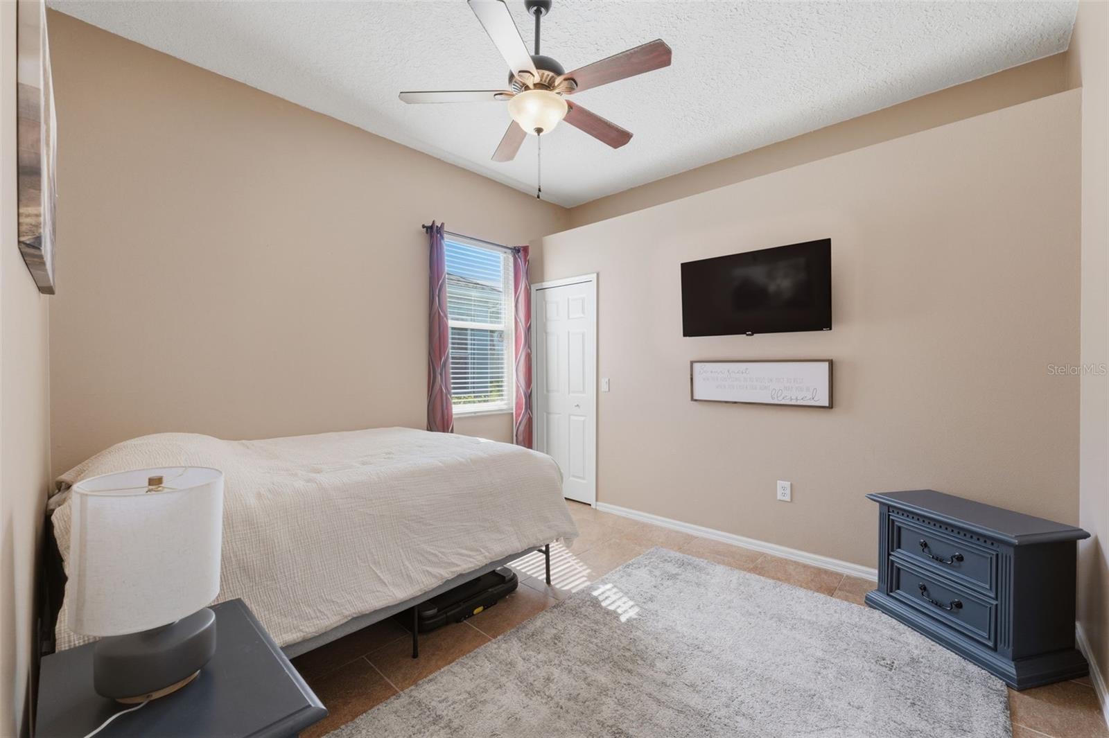 REGENCY OAKS - Residential