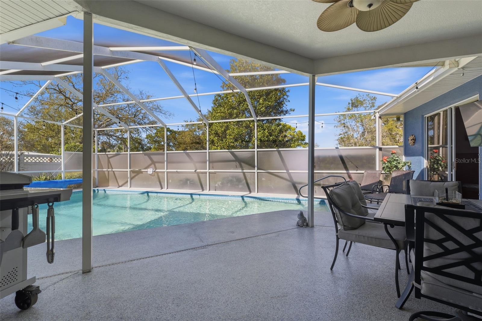 REGENCY OAKS - Residential