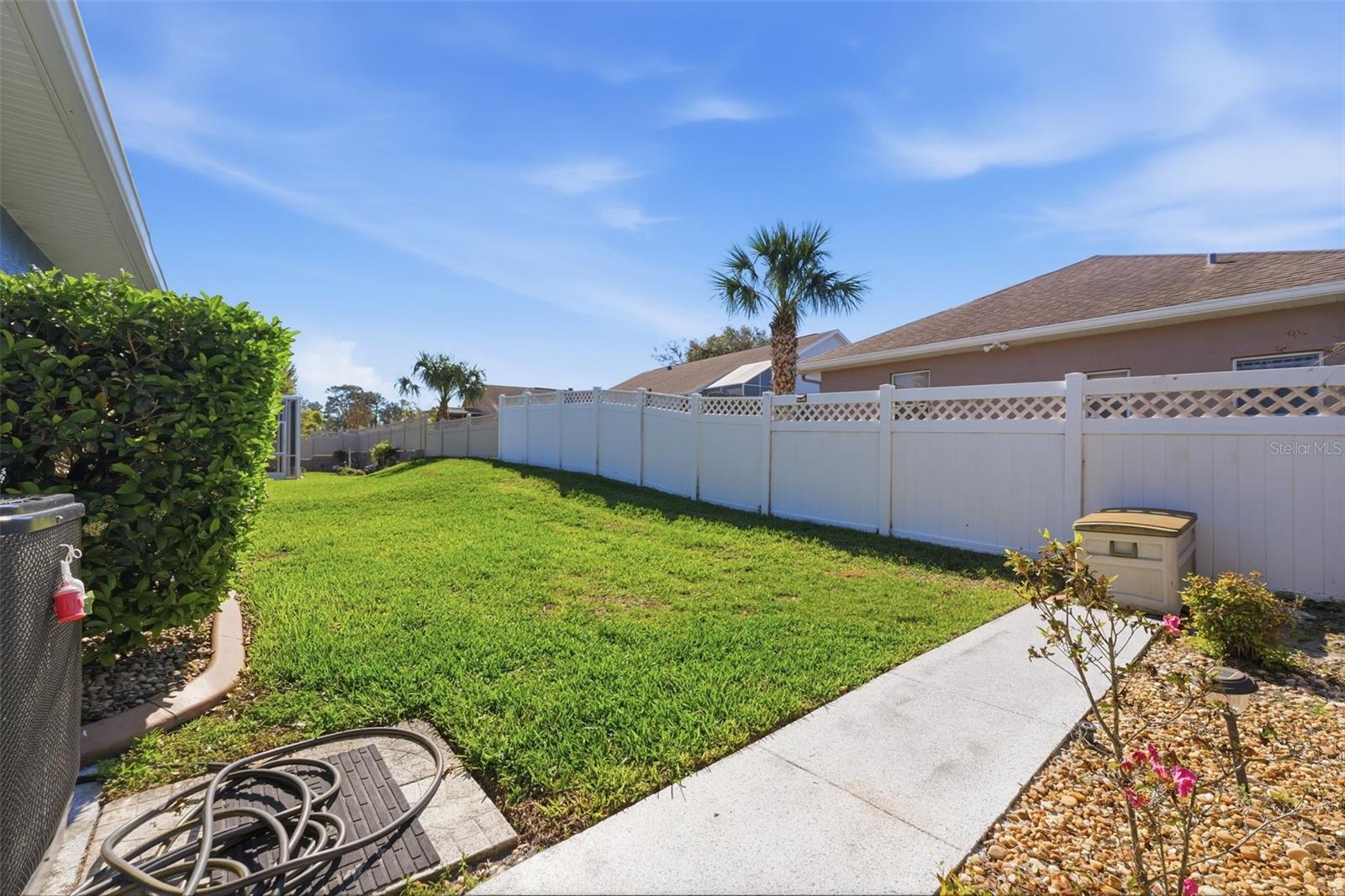 REGENCY OAKS - Residential