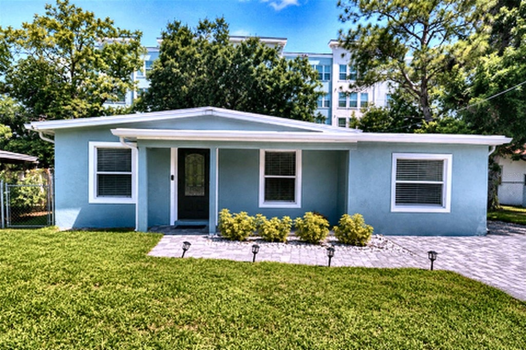 Photo of 4307 W Main Street, Tampa, FL 33607 (MLS # TB8543259)