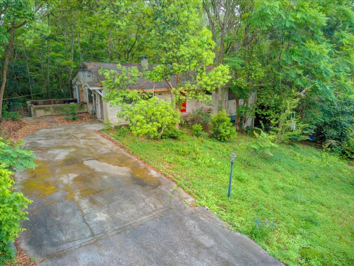 WOODLAND HILLS - Residential