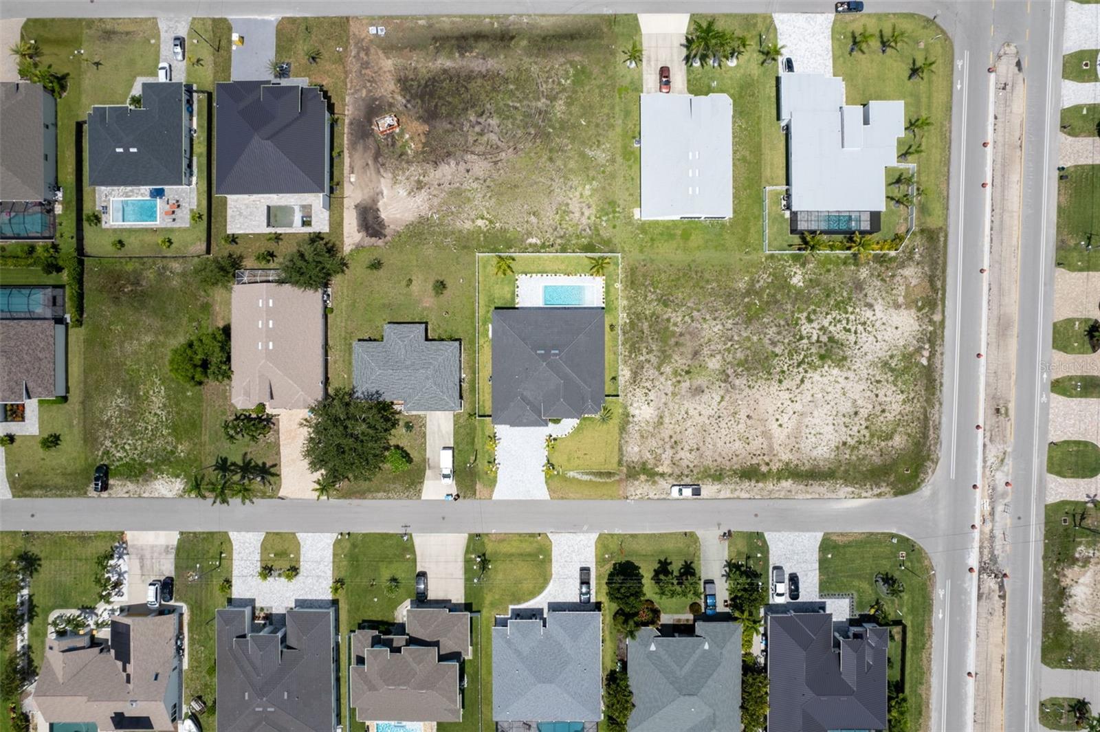 CAPE CORAL - Residential