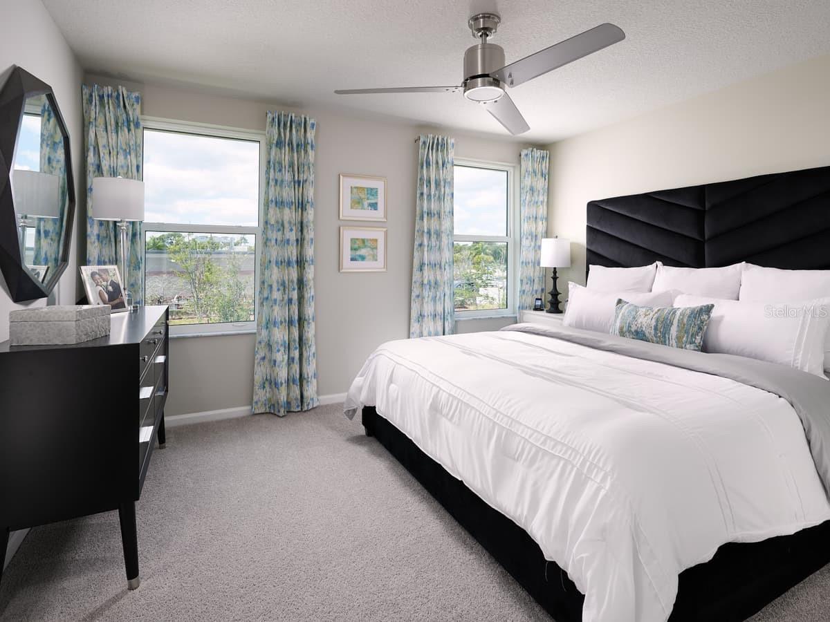 RESERVES AT HAMMOCK OAKS PHASE 1B - Residential