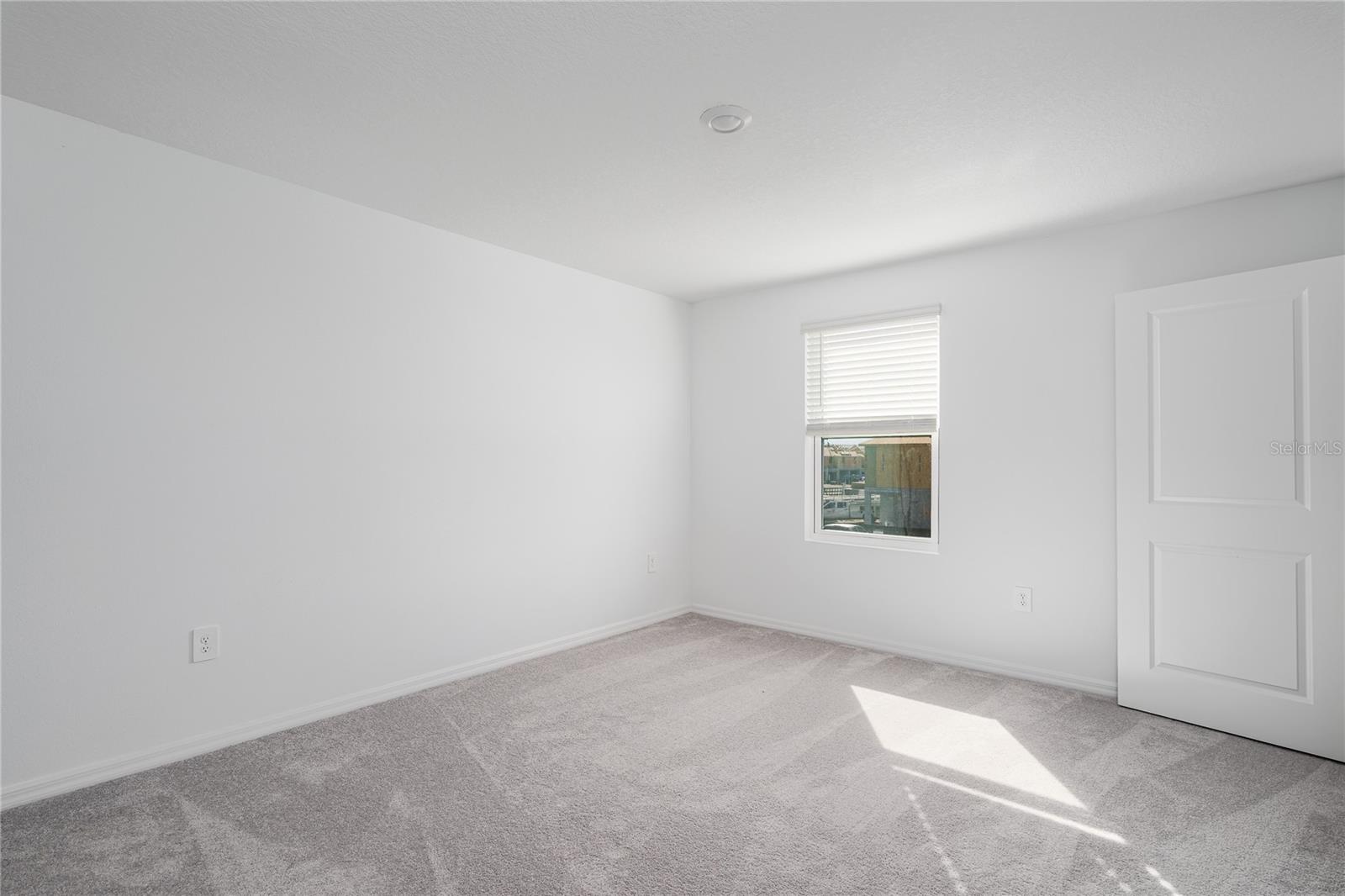 THE TOWNS AT FIRETHORN - Residential Lease