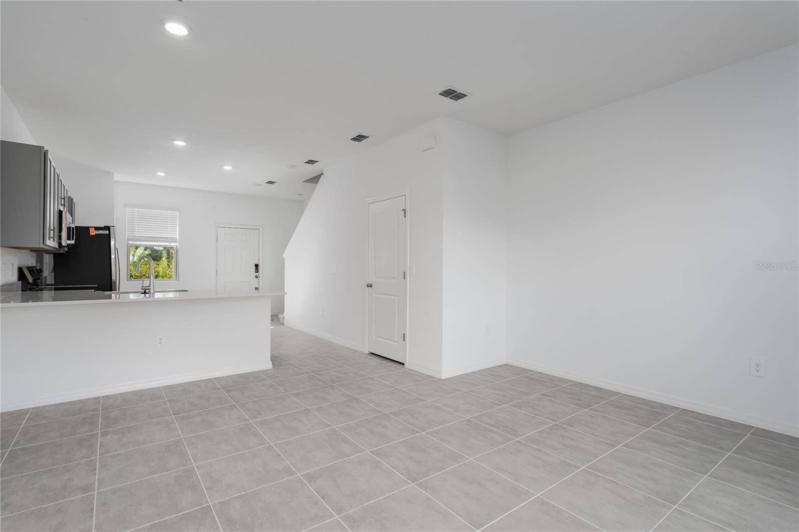 THE TOWNS AT FIRETHORN - Residential Lease