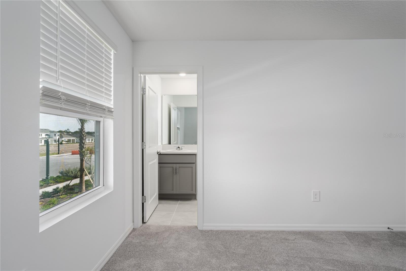 THE TOWNS AT FIRETHORN - Residential Lease