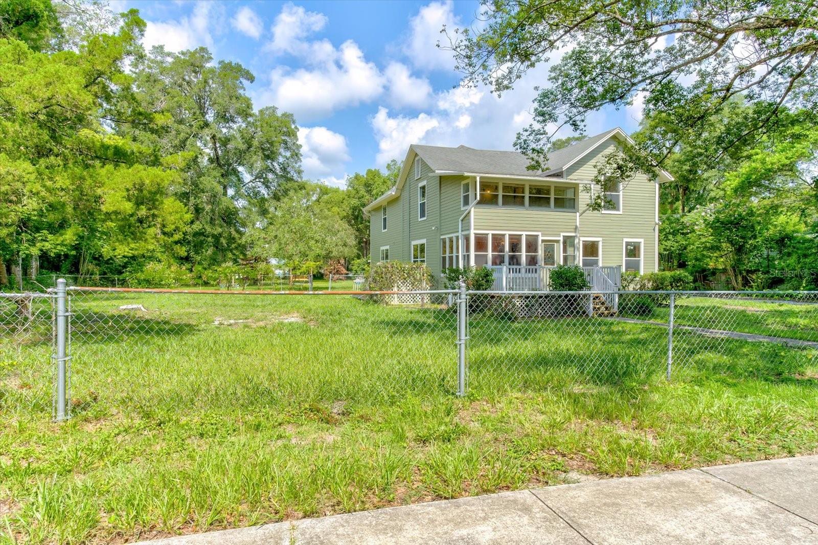543 N THORPE AVENUE