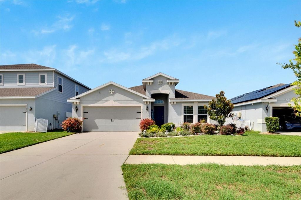 Photo of 11355 Leland Groves Drive, Riverview, FL 33579 (MLS # TB8503850)