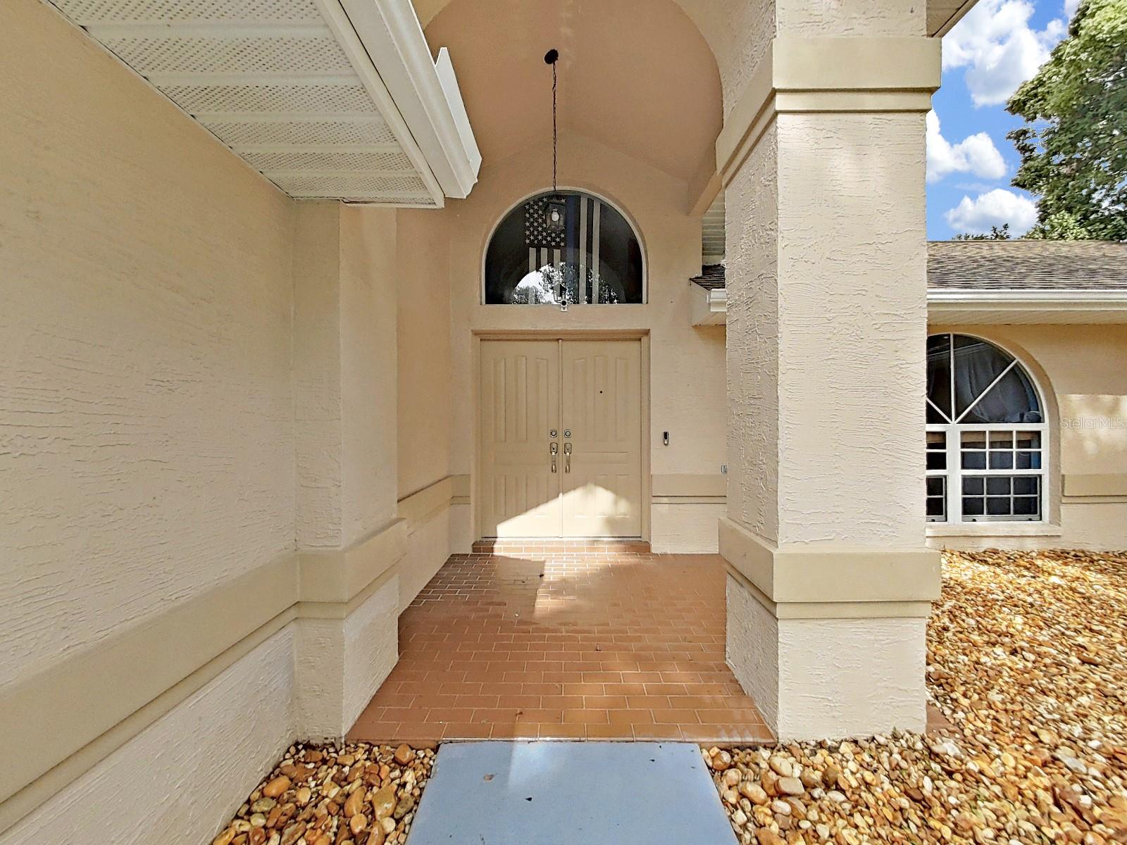 13094 HUNTINGTON WOODS AVENUE