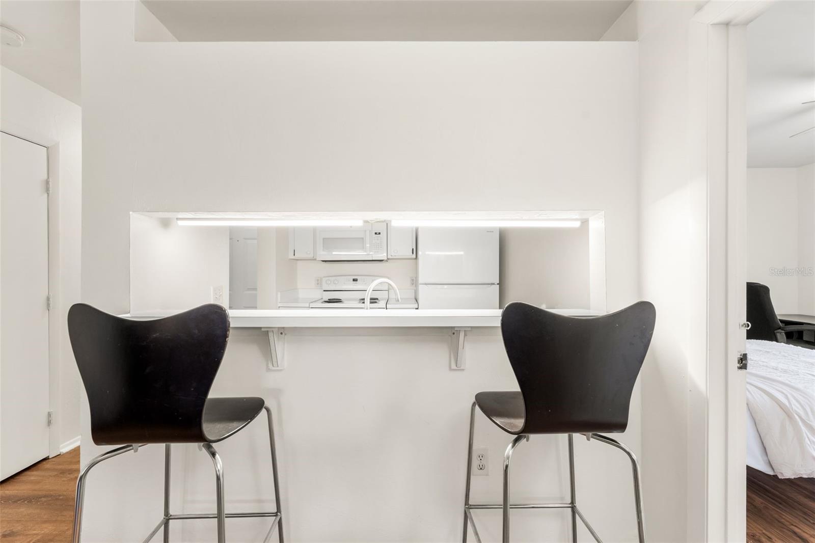 COUNTRYSIDE UNIVERSITY - Residential