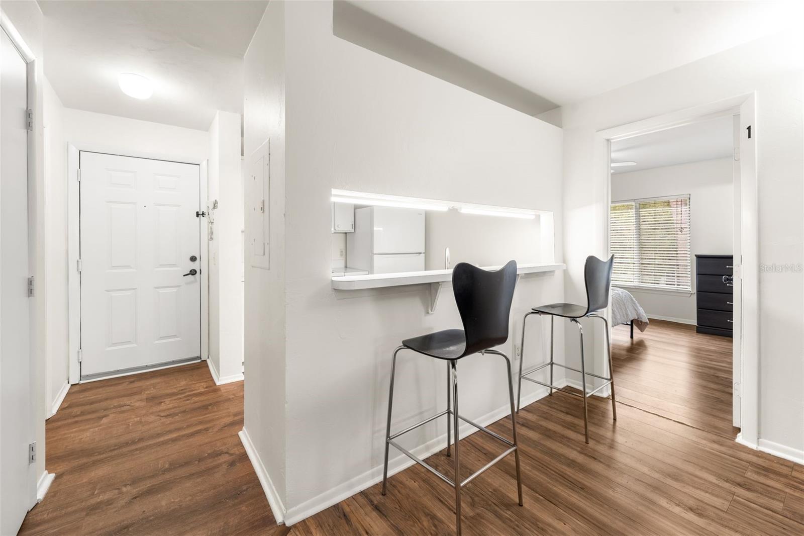 COUNTRYSIDE UNIVERSITY - Residential