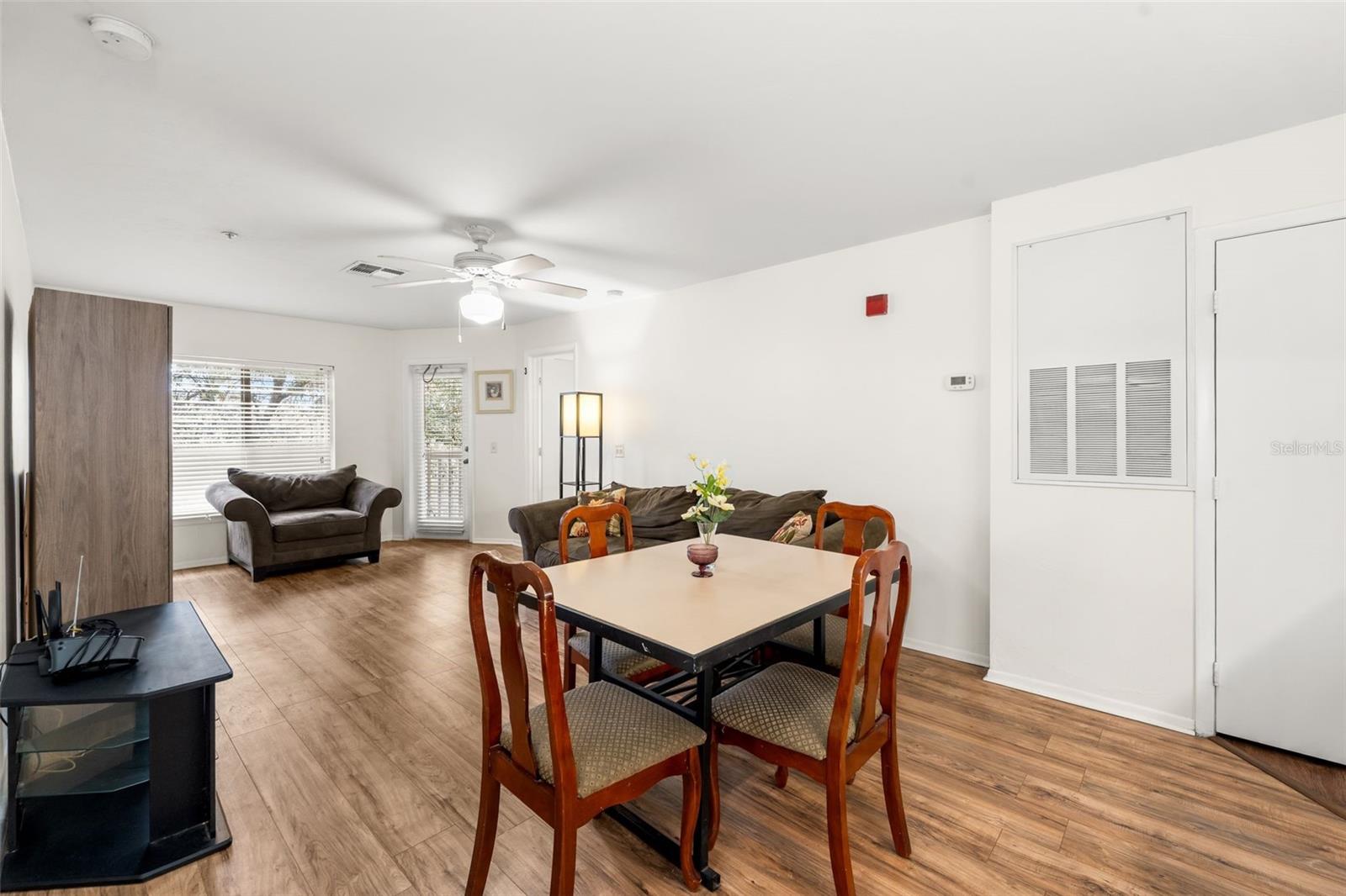 COUNTRYSIDE UNIVERSITY - Residential