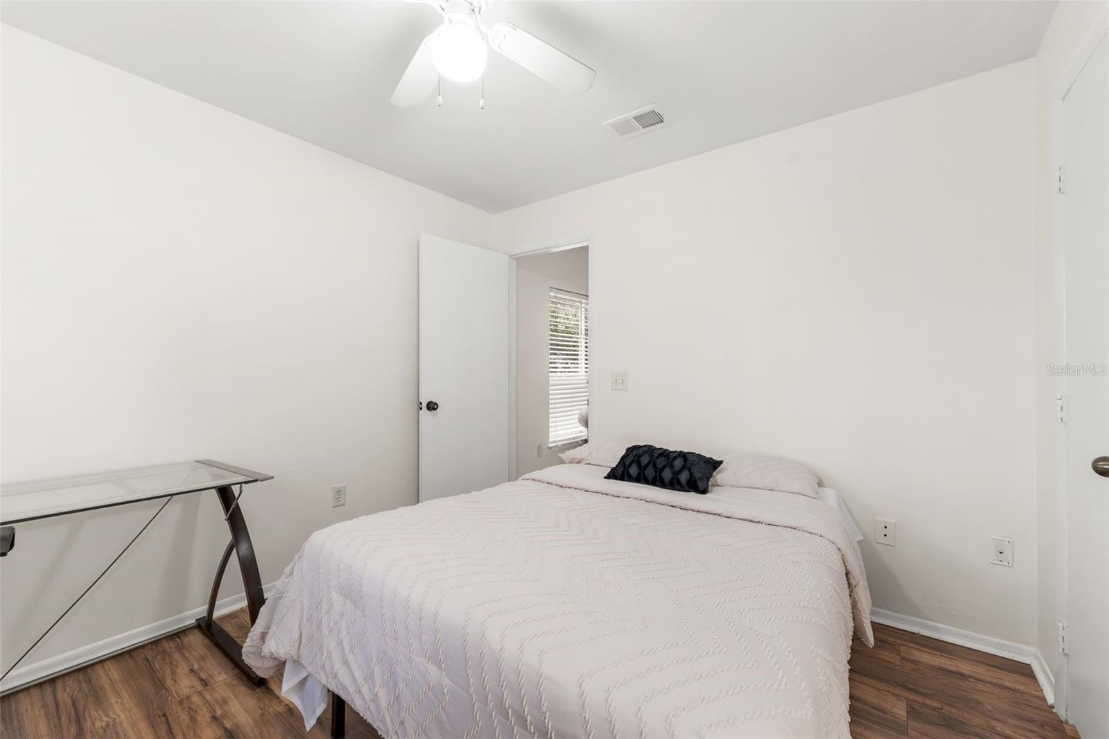 COUNTRYSIDE UNIVERSITY - Residential