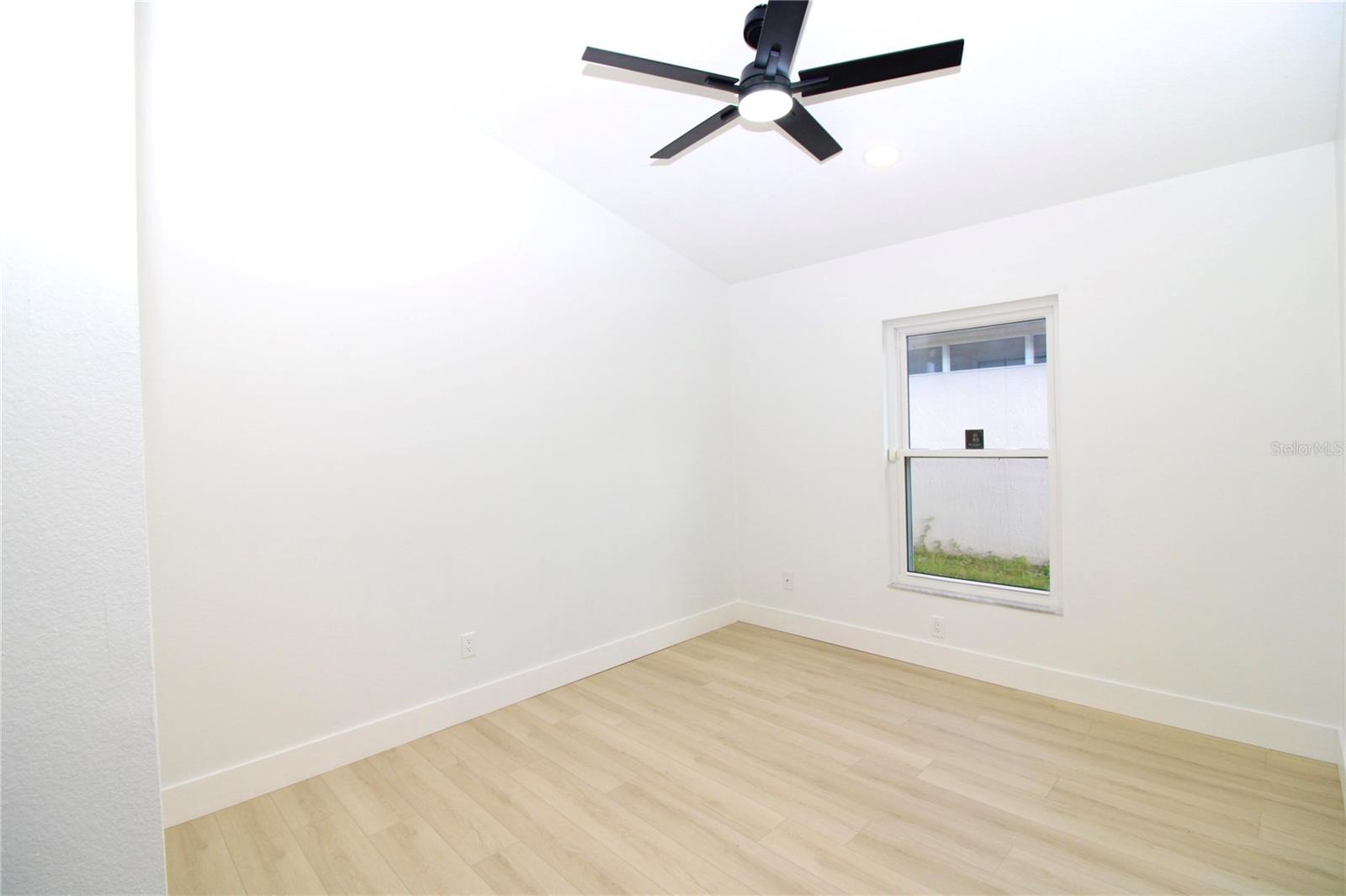 HUNTERS CREEK TR 350 PH 01 - Residential