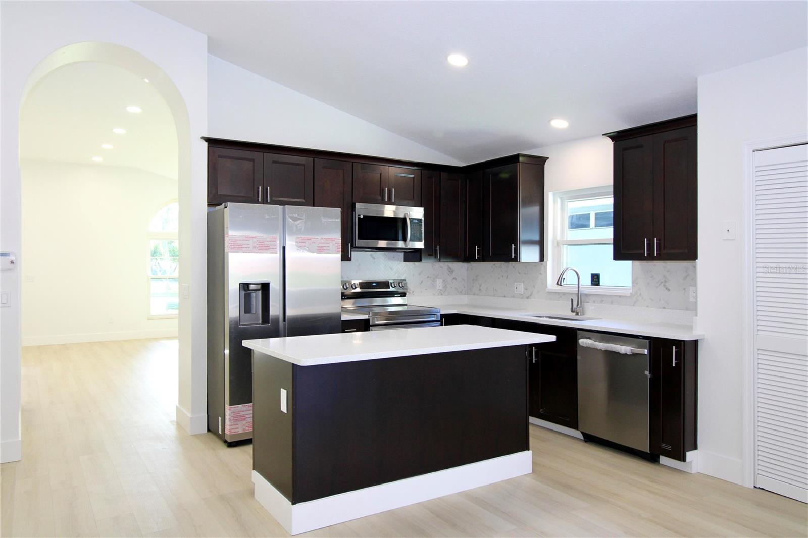 HUNTERS CREEK TR 350 PH 01 - Residential