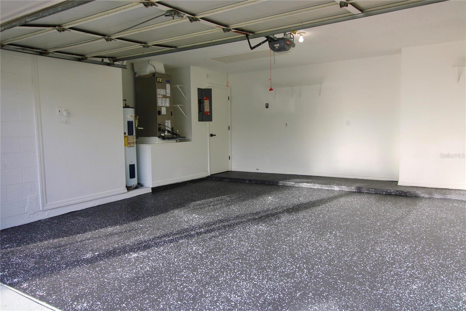 HUNTERS CREEK TR 350 PH 01 - Residential