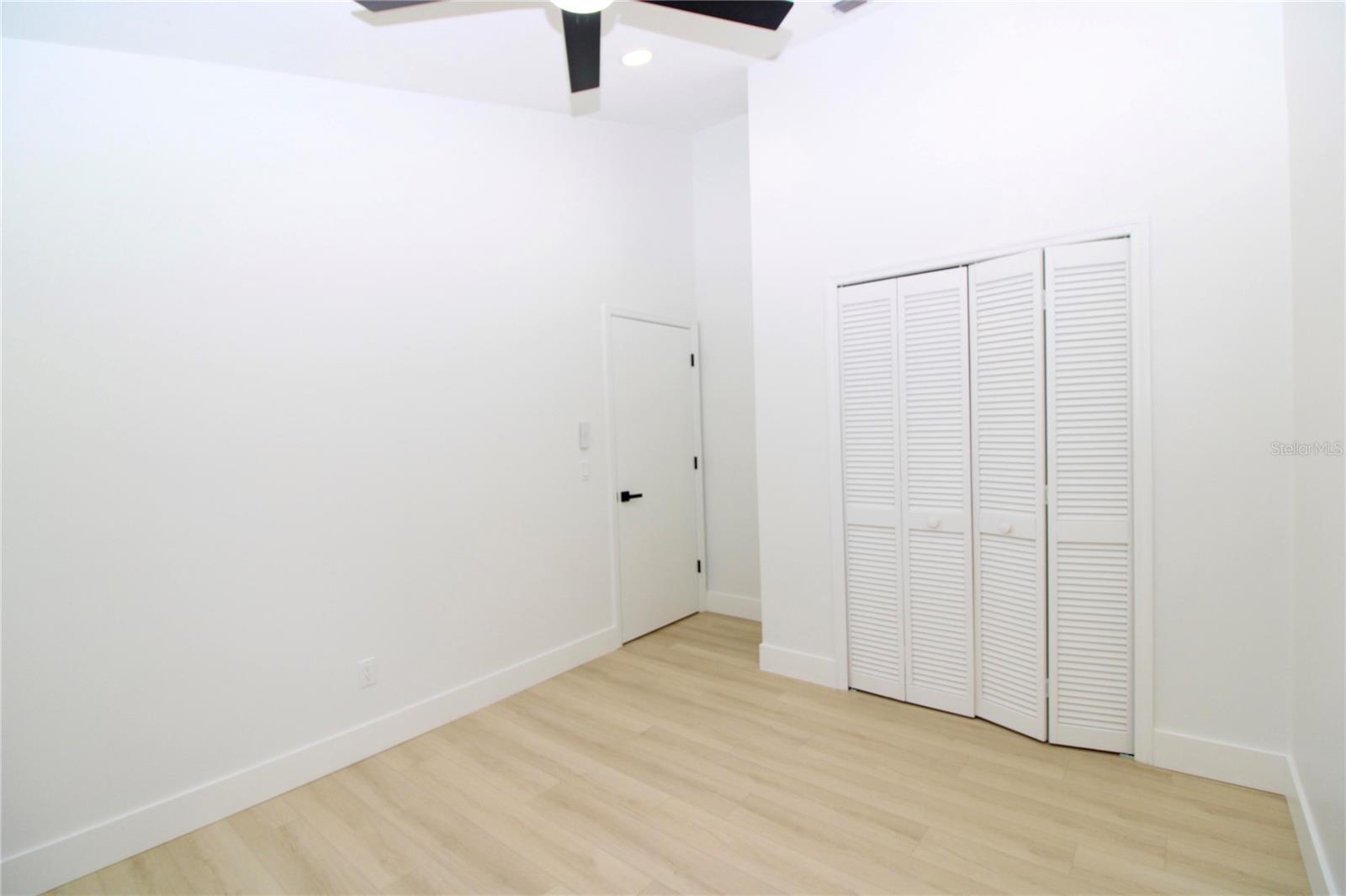 HUNTERS CREEK TR 350 PH 01 - Residential