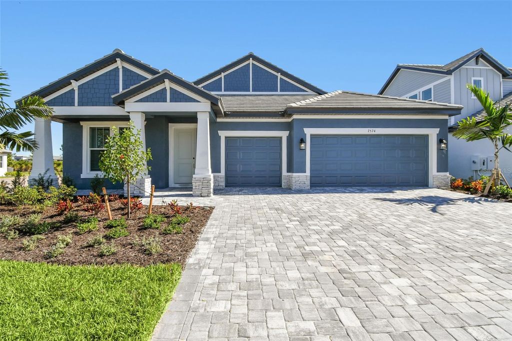 Photo of 7574 Seahawk Avenue, Sarasota, FL 34241 (MLS # R4909842)