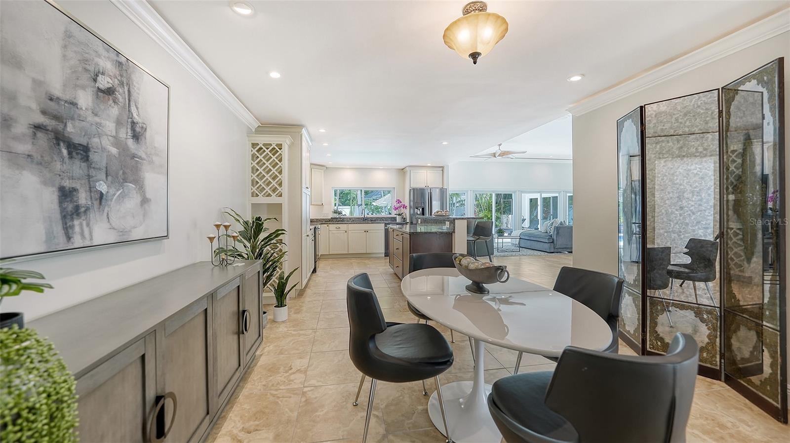 ST ARMANDS DIV - Residential