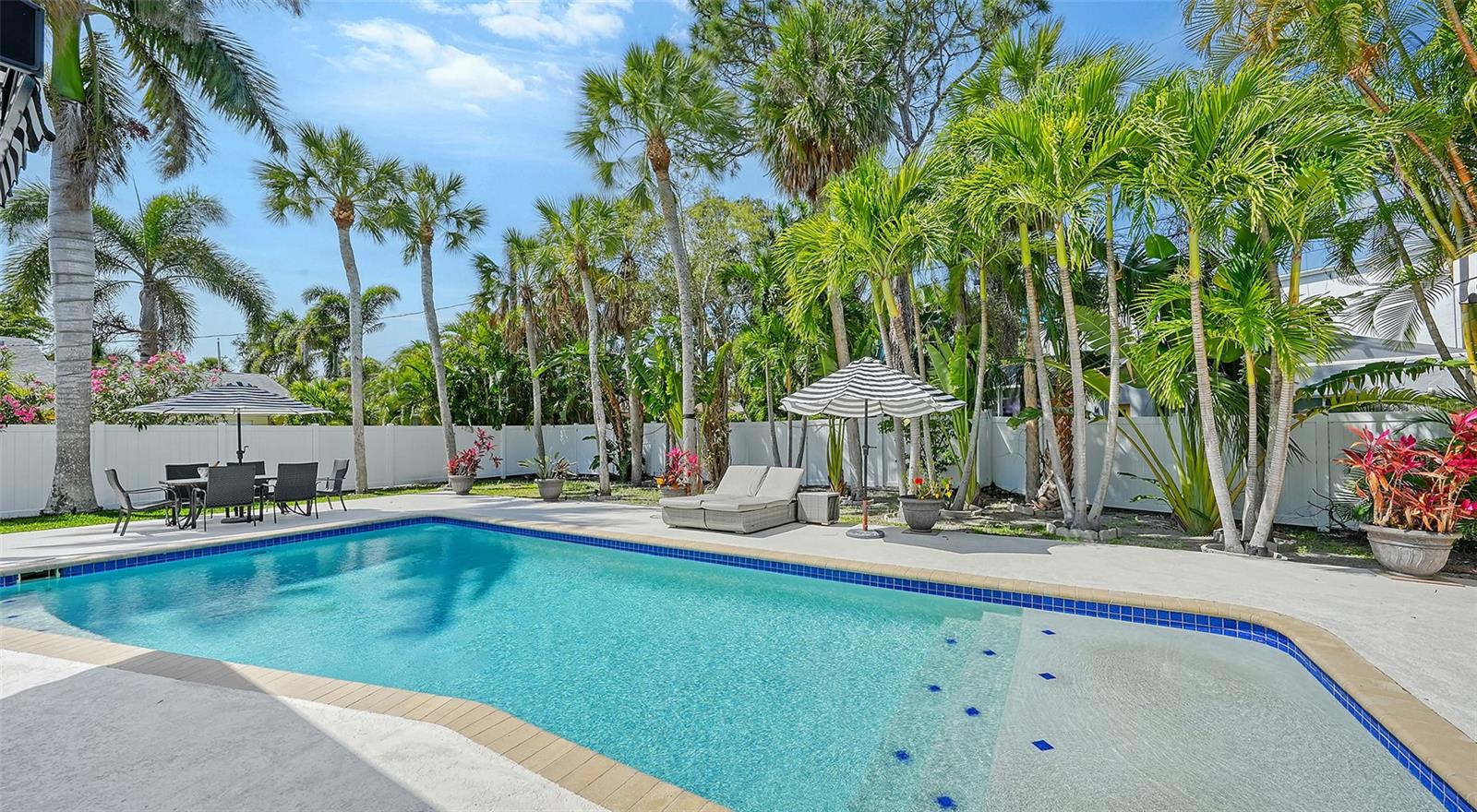 ST ARMANDS DIV - Residential