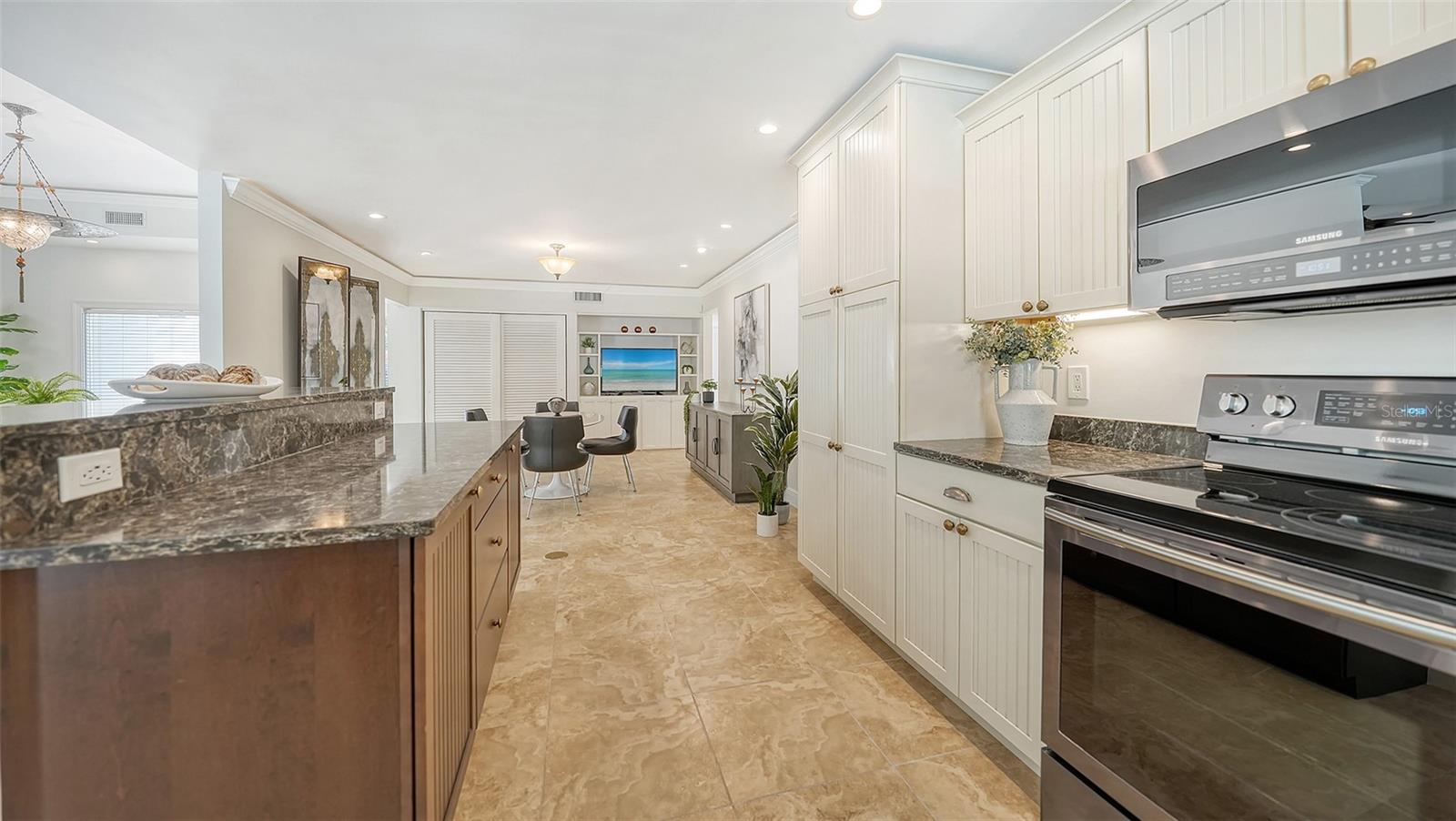 ST ARMANDS DIV - Residential