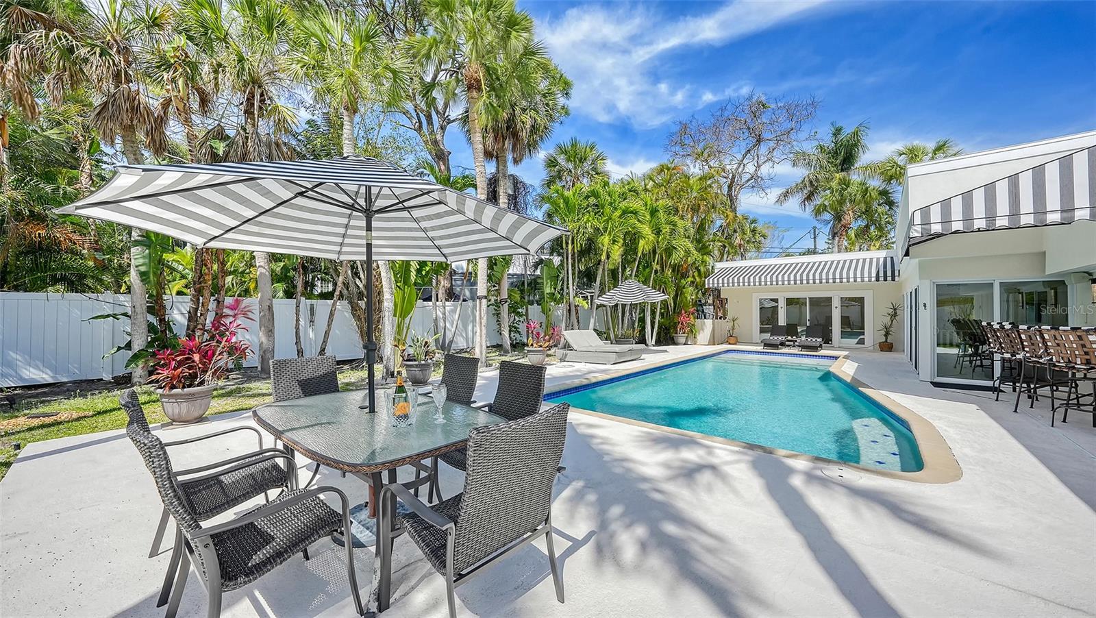 ST ARMANDS DIV - Residential