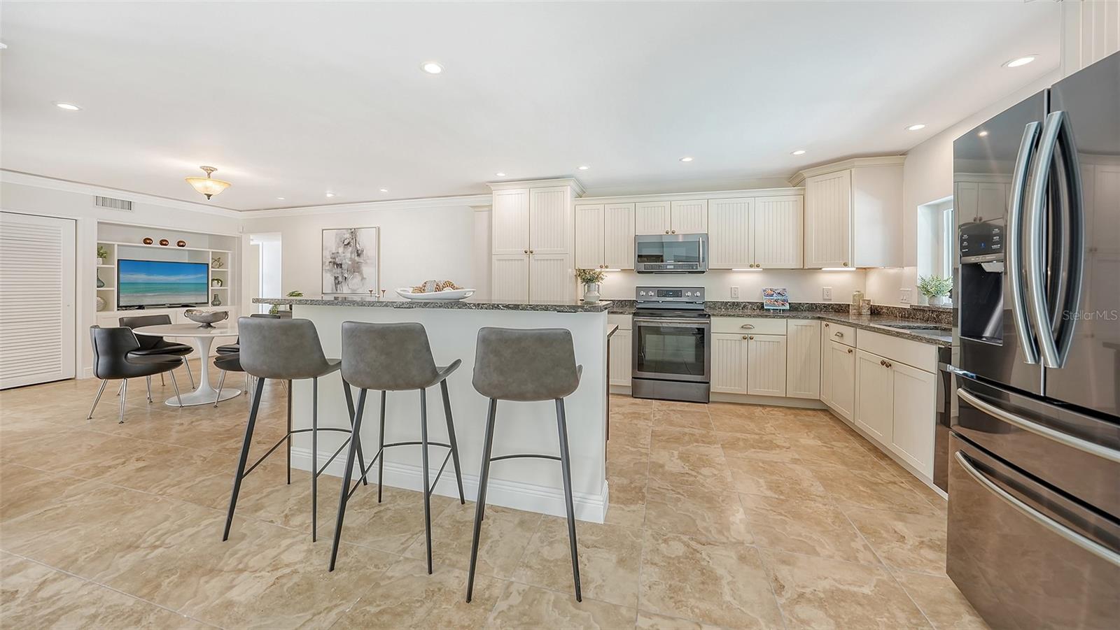 ST ARMANDS DIV - Residential