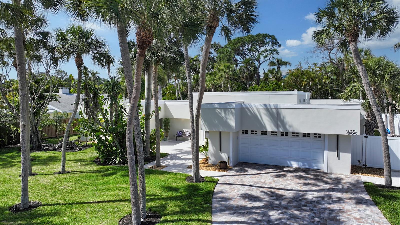 ST ARMANDS DIV - Residential