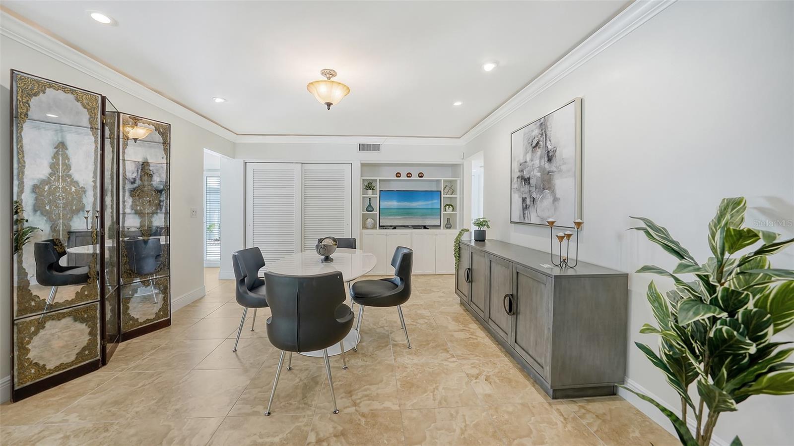 ST ARMANDS DIV - Residential