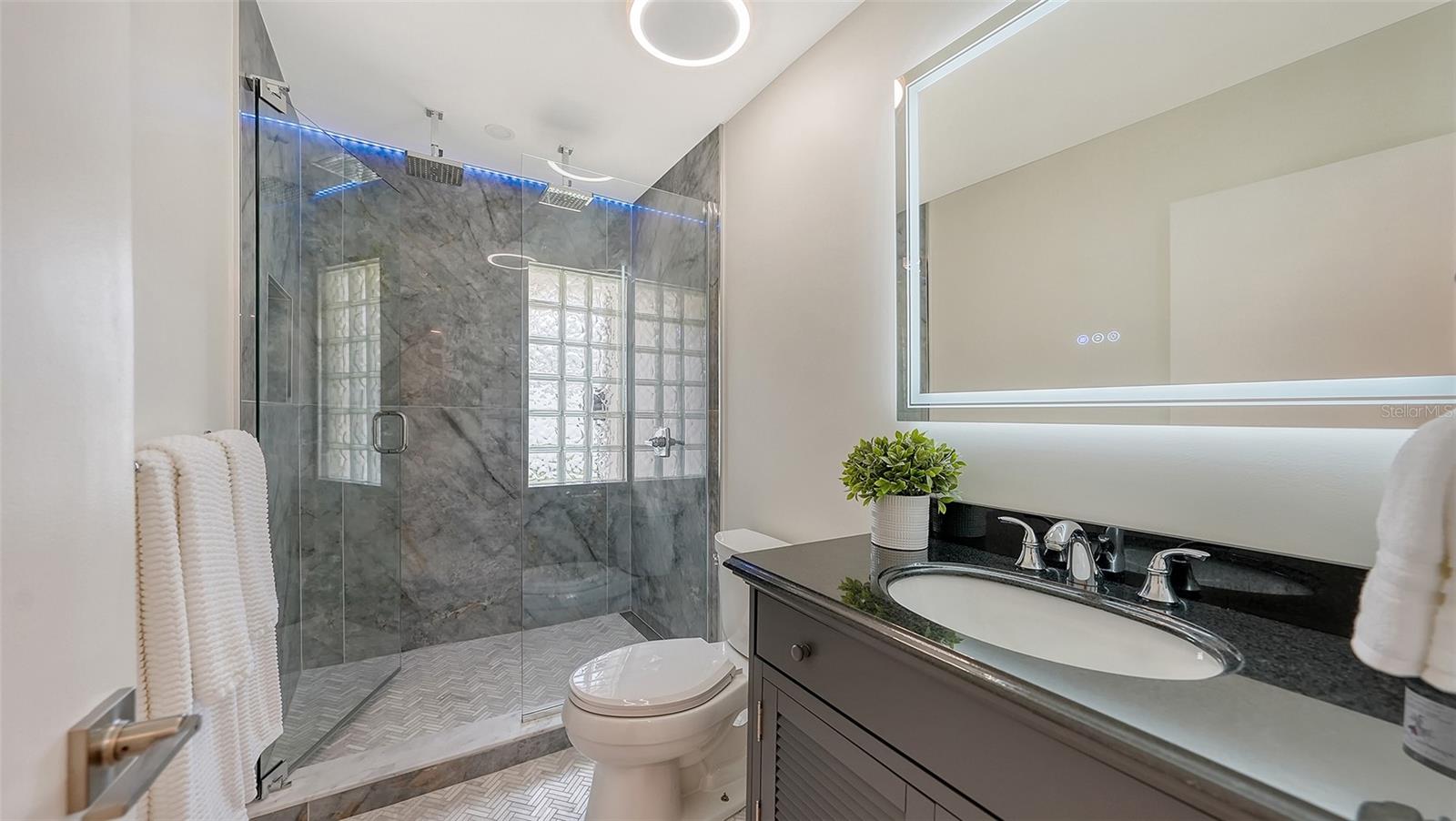 ST ARMANDS DIV - Residential