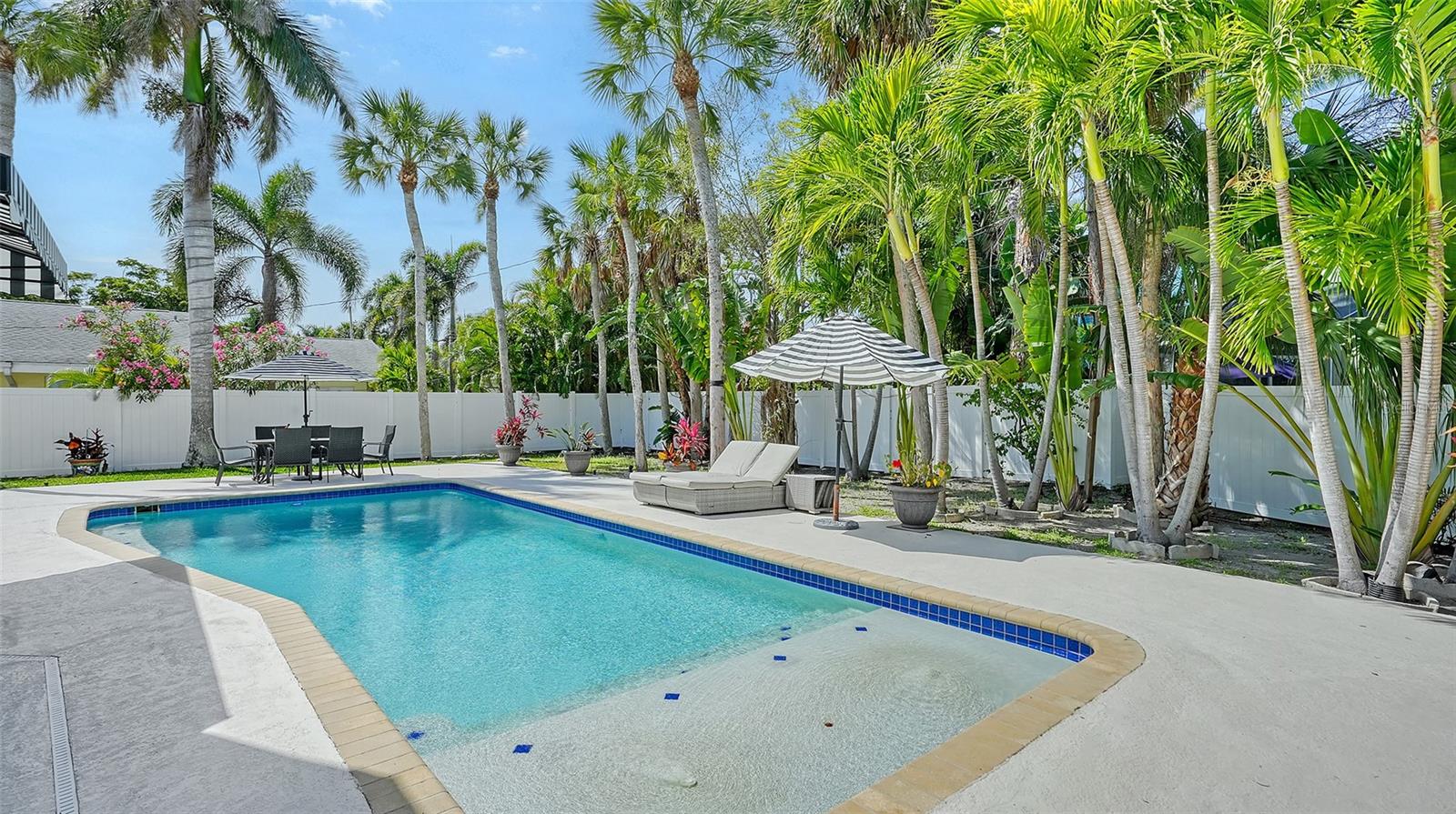 ST ARMANDS DIV - Residential