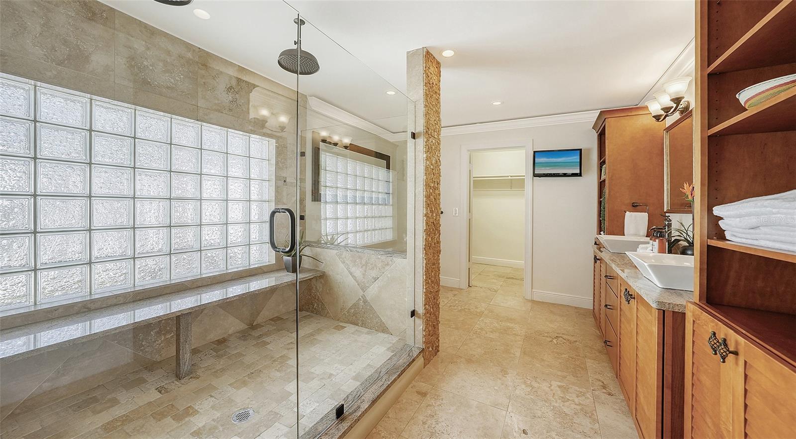 ST ARMANDS DIV - Residential