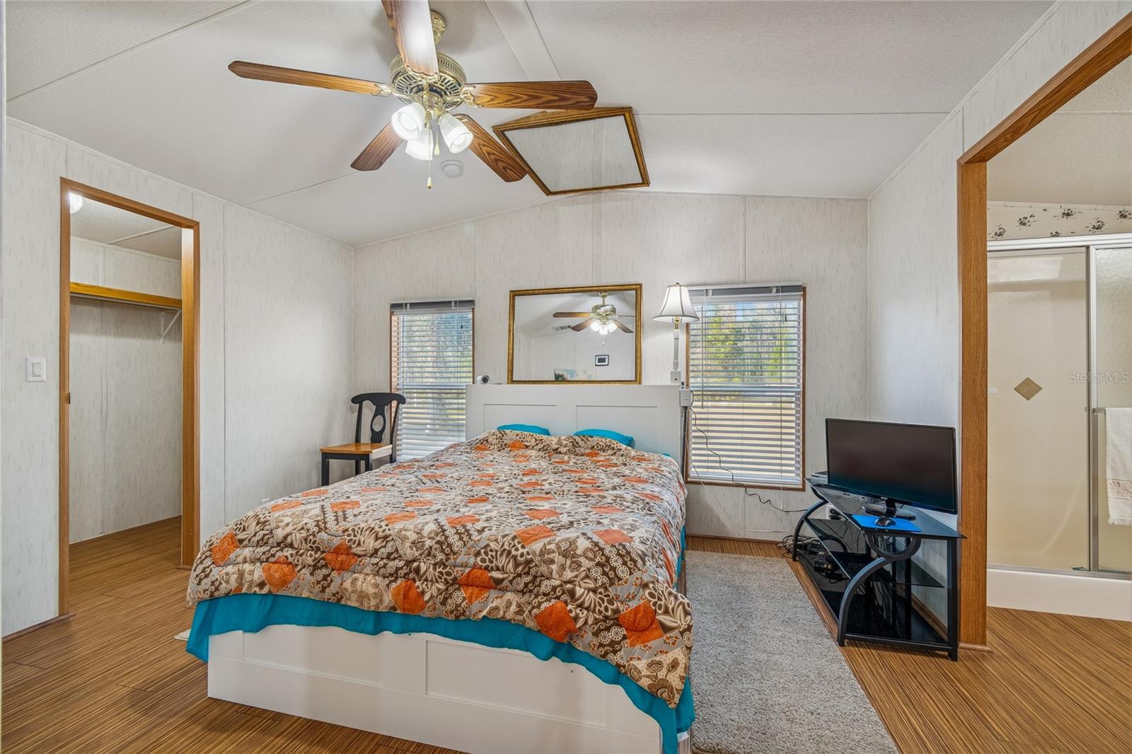 MOON LAKE ESTATES - Residential