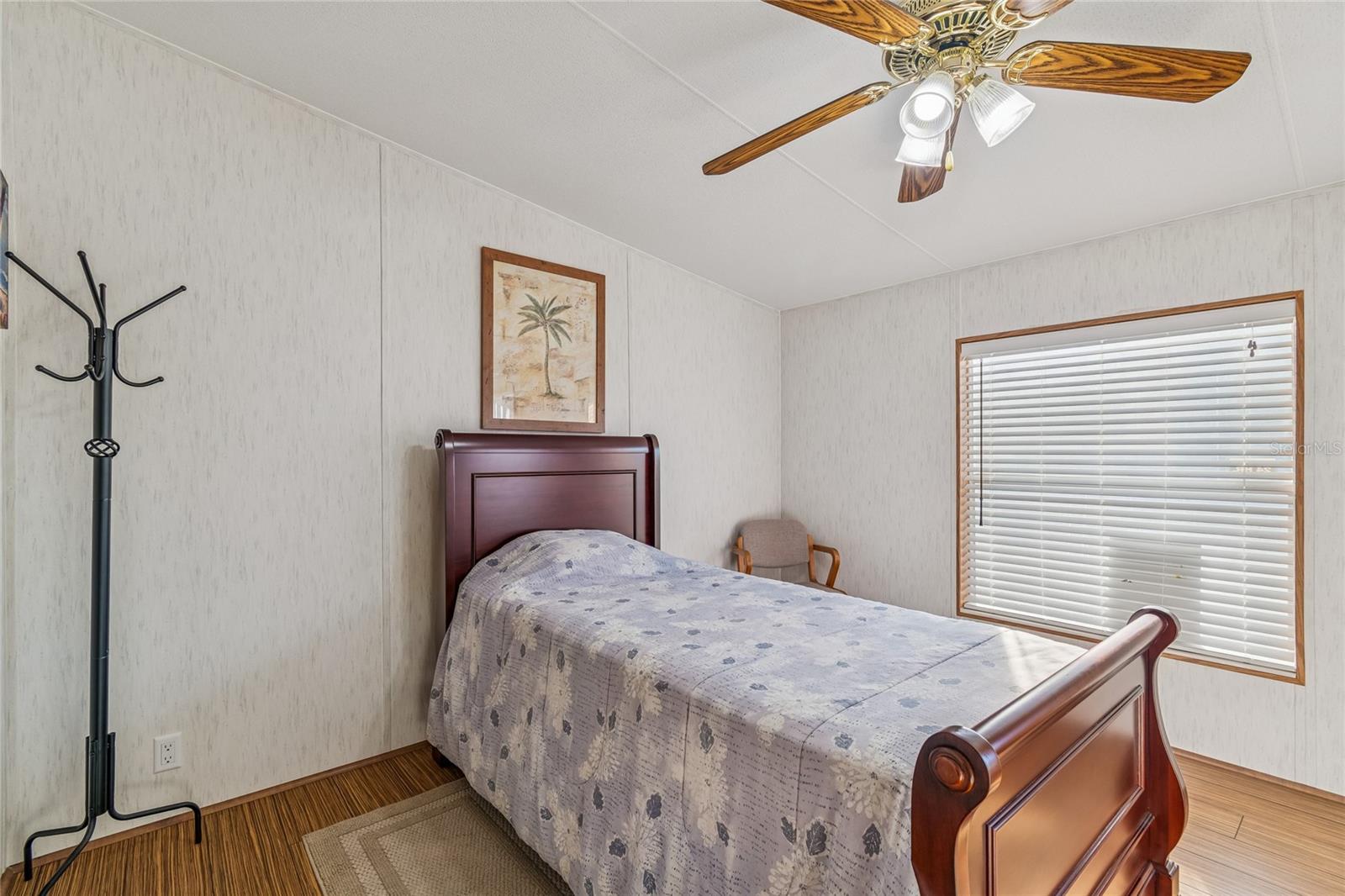 MOON LAKE ESTATES - Residential