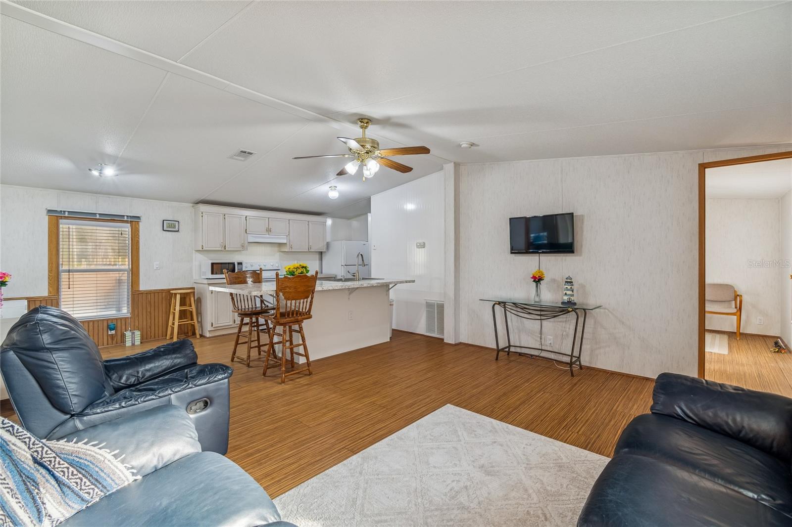 MOON LAKE ESTATES - Residential